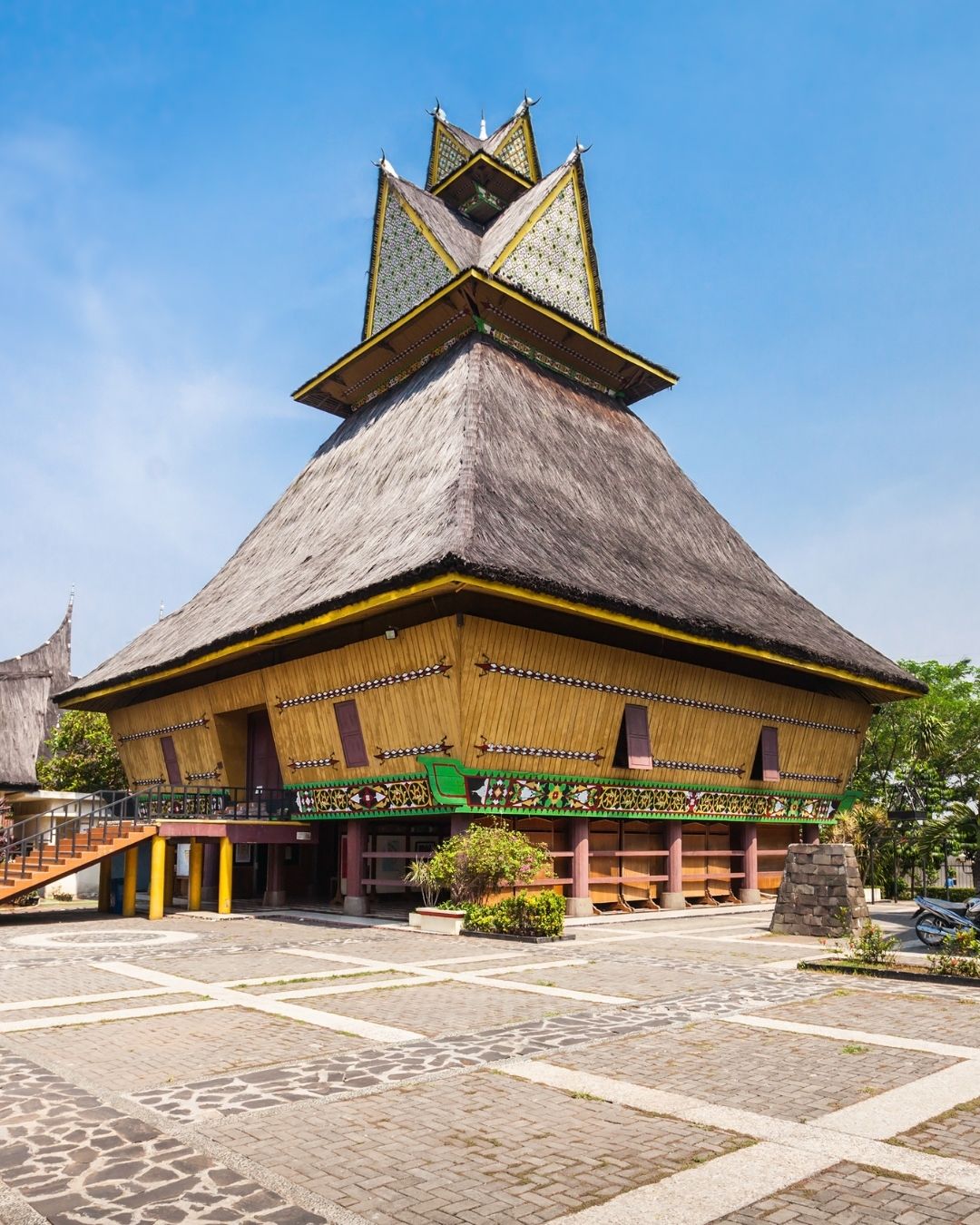 taman mini Indonesia