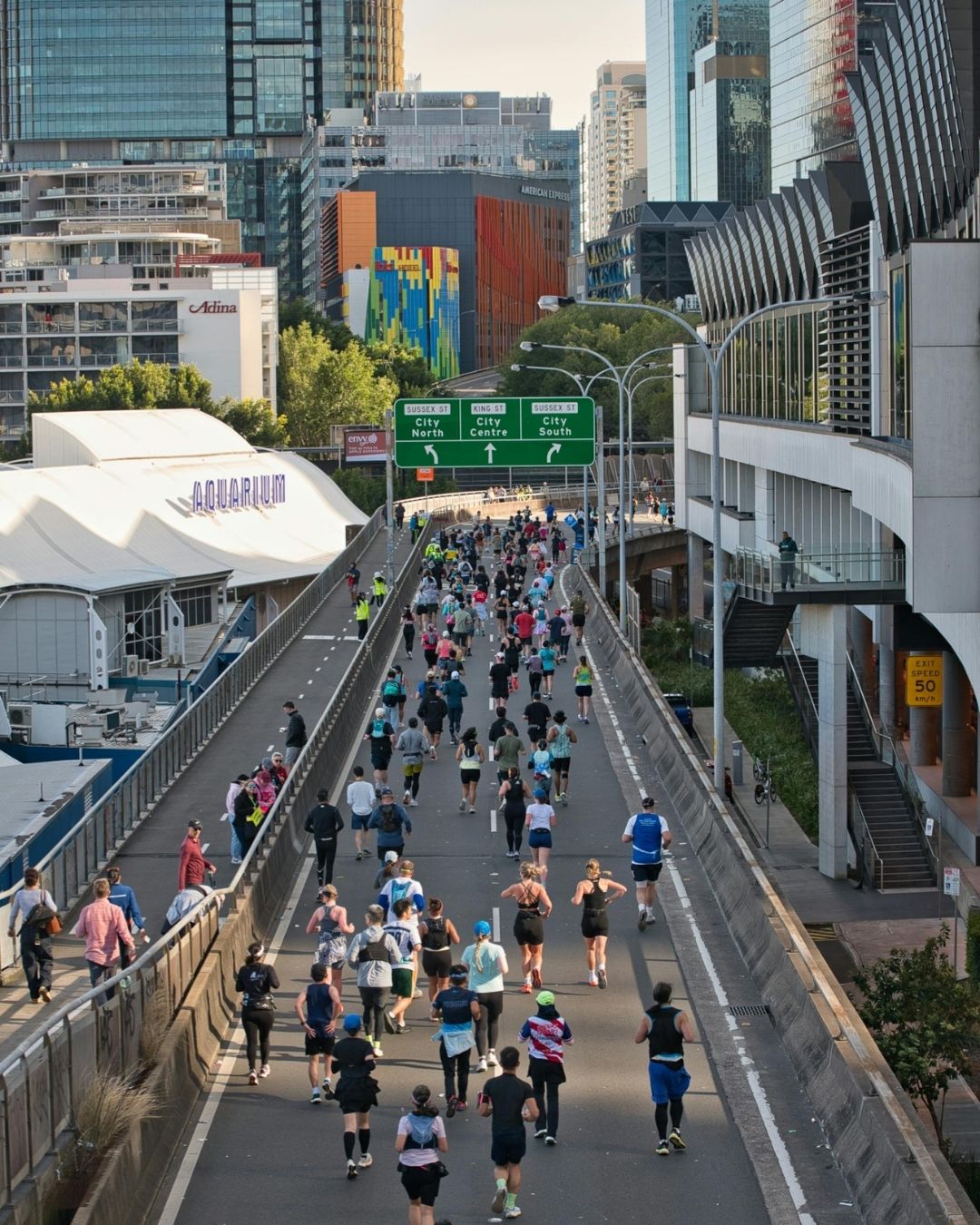 Adab Saat Jogging di Jalan Raya biar Sehatnya Dapat tapi Gak Bikin Orang Kesel