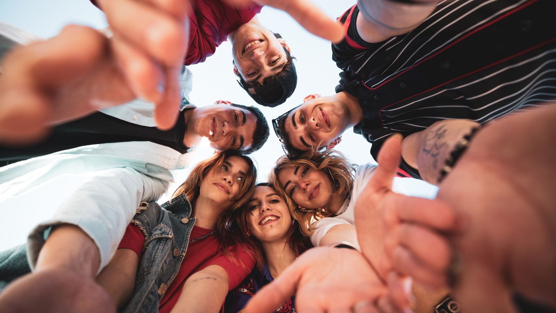 Pendekatan-Pendekatan yang Bisa Dilakuin ke Anak-Anak Gen Z biar Kagak Bingung Berkomunikasi