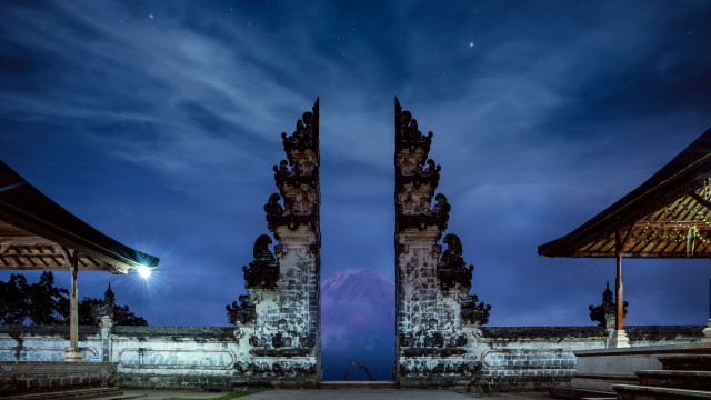 Lempuyang Temple — Kawaguchi Asama Shrine