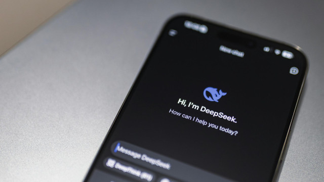 Rekomendasi AI Sesuai Kebutuhan Bapak biar Makin Produktif