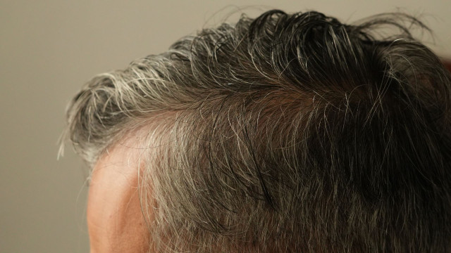 Kenapa Bapak Gak Perlu Malu Kalau Rambut Udah Banyak Uban?