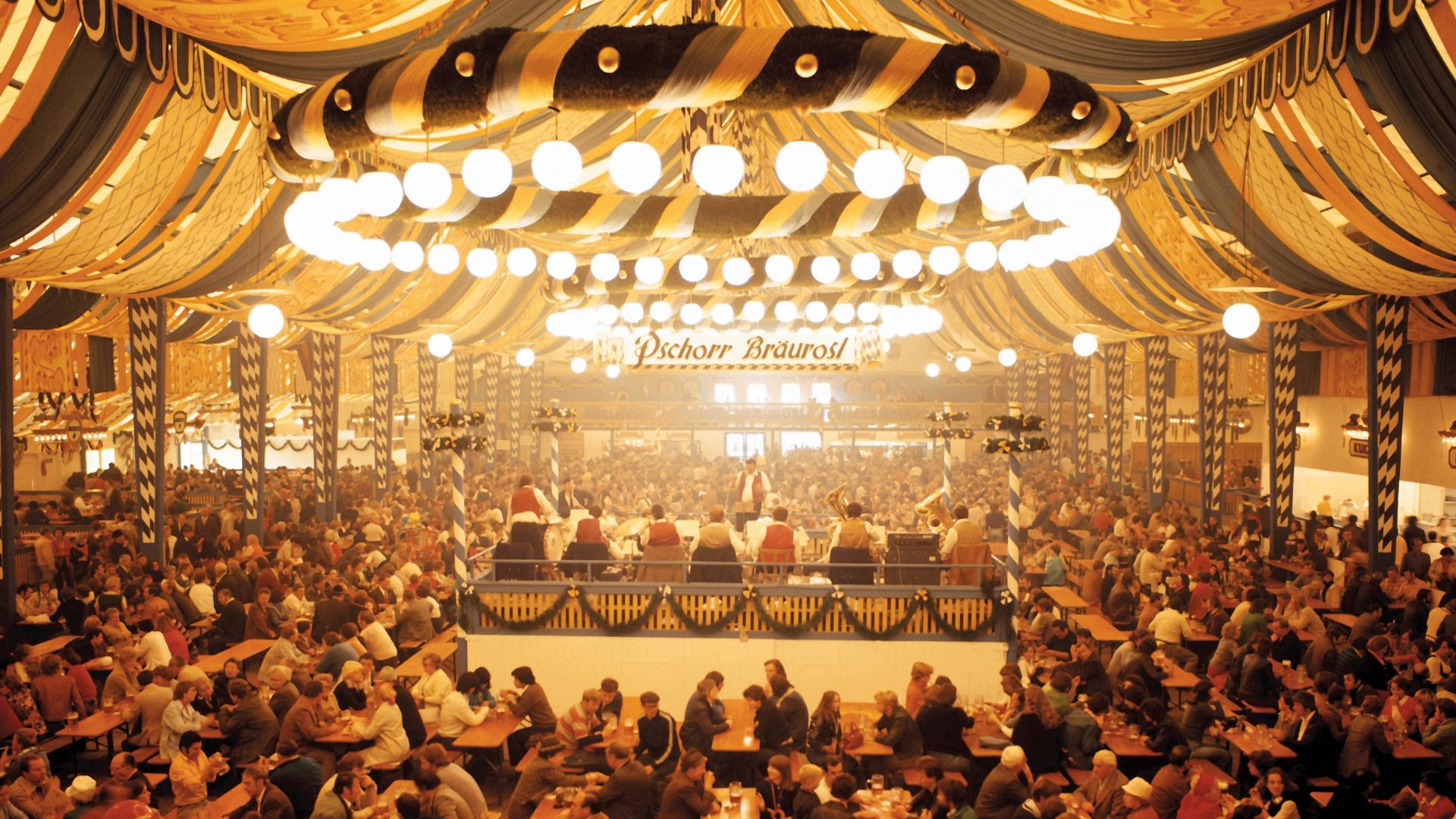 Rekomendasi Negara Beserta Bulan yang Cocok buat Liburan ke Luar Negeri Part 2