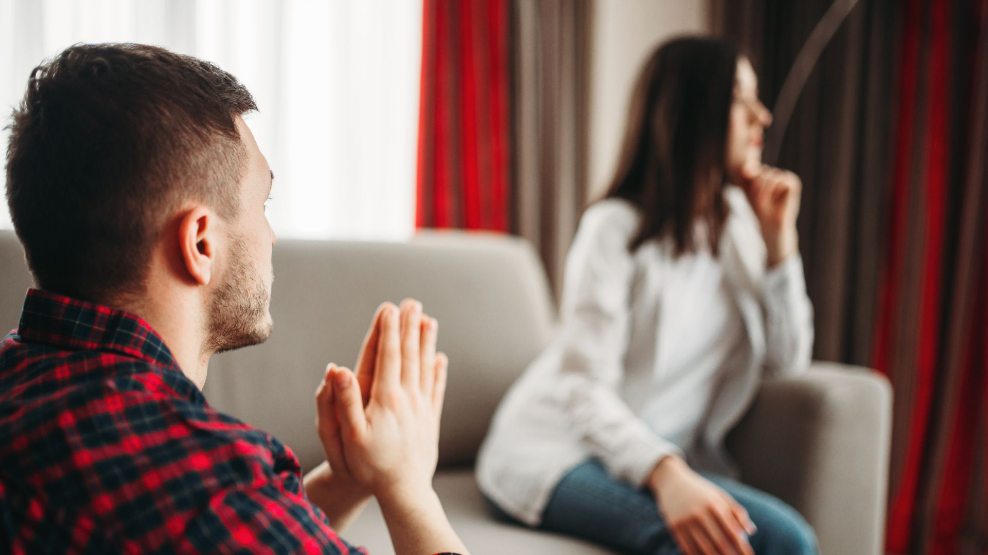 cara-suami-menghadapi-istri-hamil-instropeksi