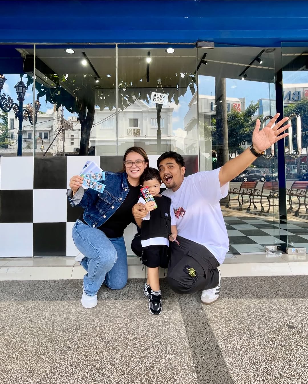 Gaya Parenting Orang Tua Abe Cekut yang Bisa Dicontoh Warga Dimari