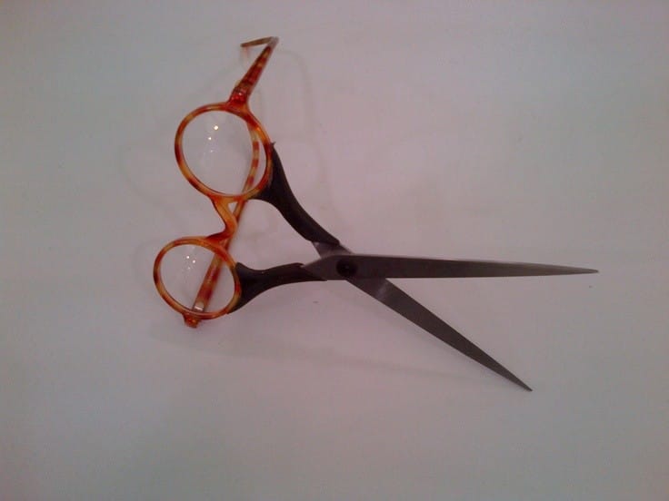 Referensi Frame Kacamata Unik yang Mungkin Warga Mau Cobain