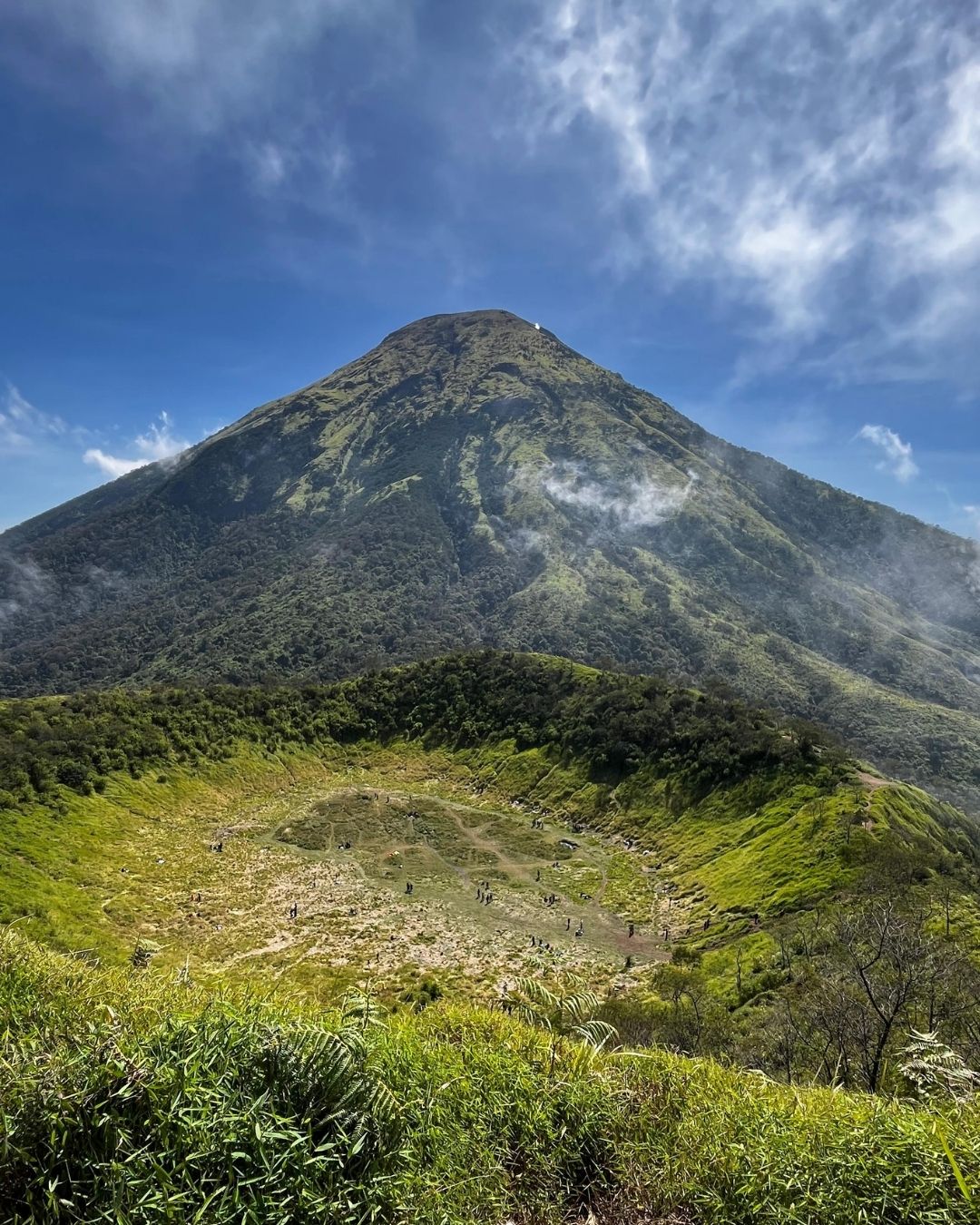 Pulau-Pulau Super Indah di Indonesia, Tapi Berbahaya dan Dilarang buat Wisata