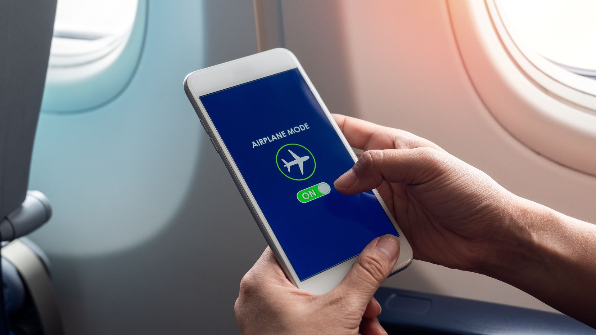 Permintaan-Permintaan yang Ternyata Bisa Warga Minta Saat di Pesawat