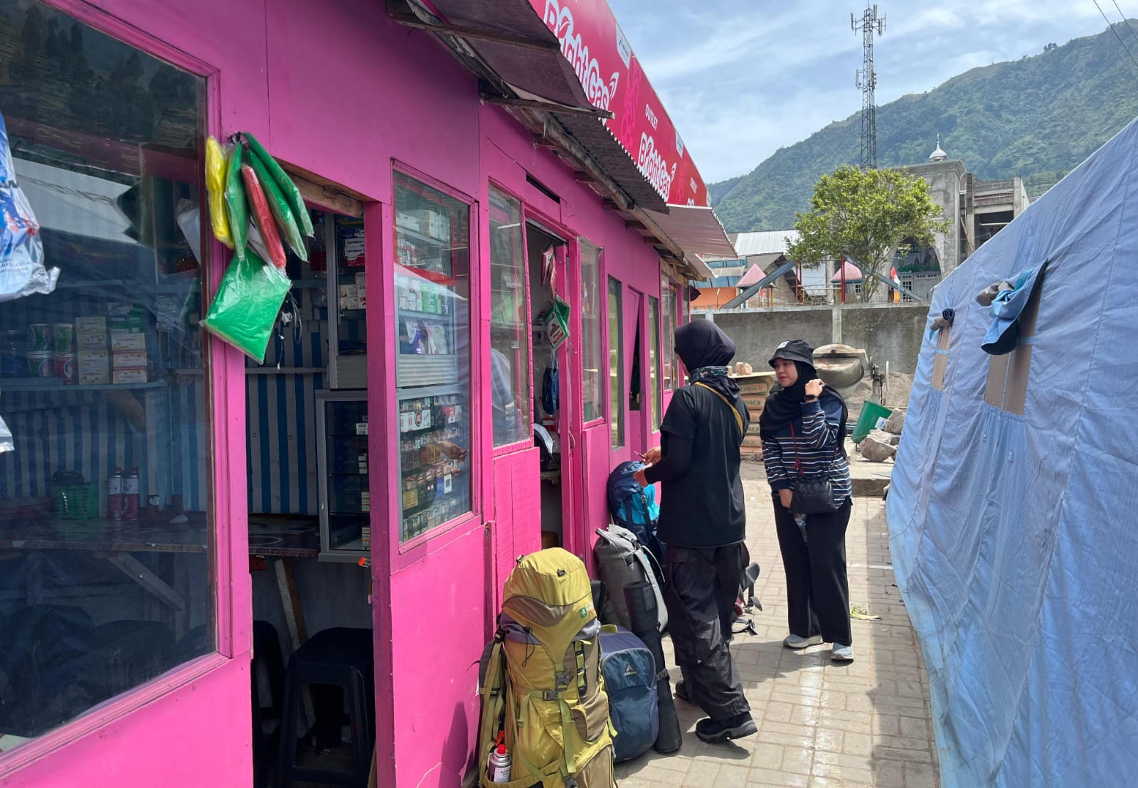 perjalanan ke gunung prau