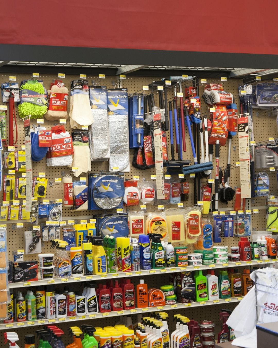 Ngulik Konsep Toko OH! SOME yang Menjamur di Mall, Kenapa Cuma Jual Perintilan Tapi Selalu Ramai?