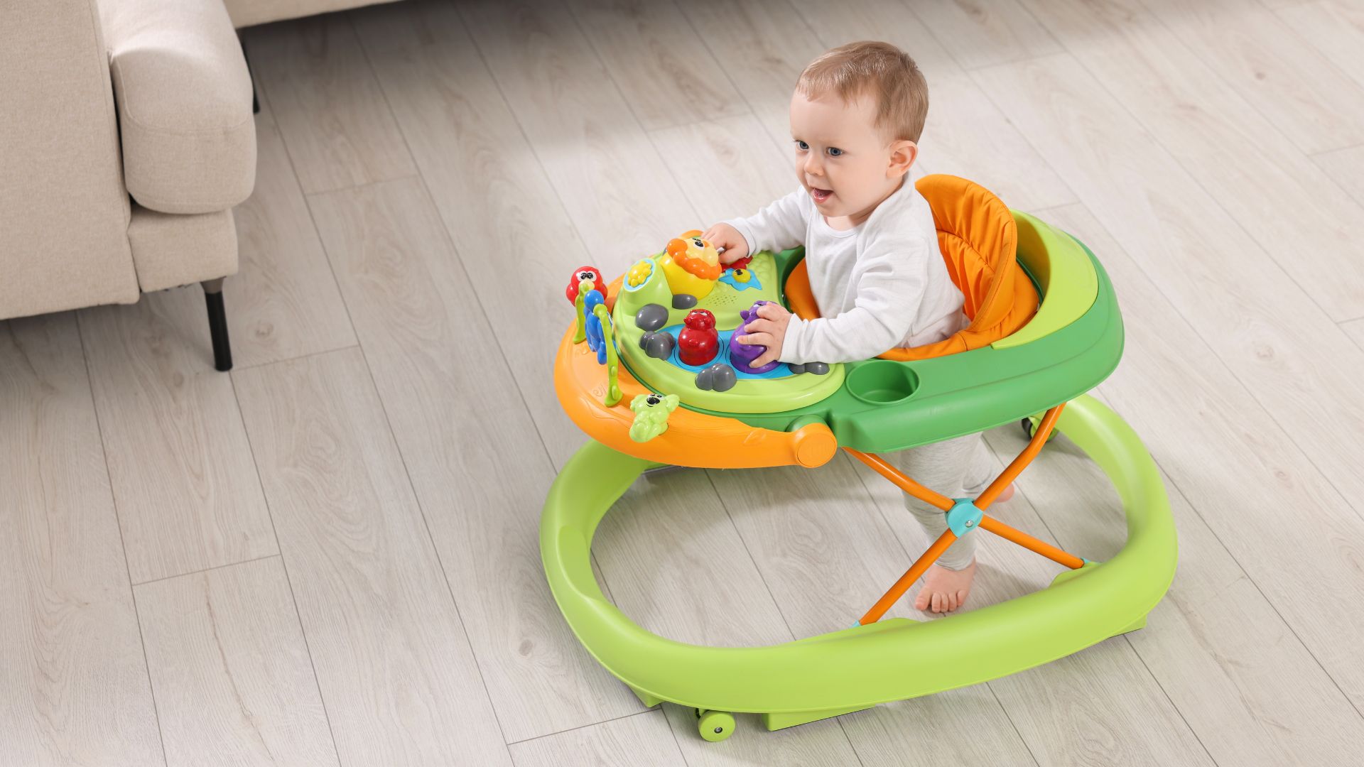 Barang-Barang Bayi yang Mending Kagak Usah Dibeli Karena Ngebahayain