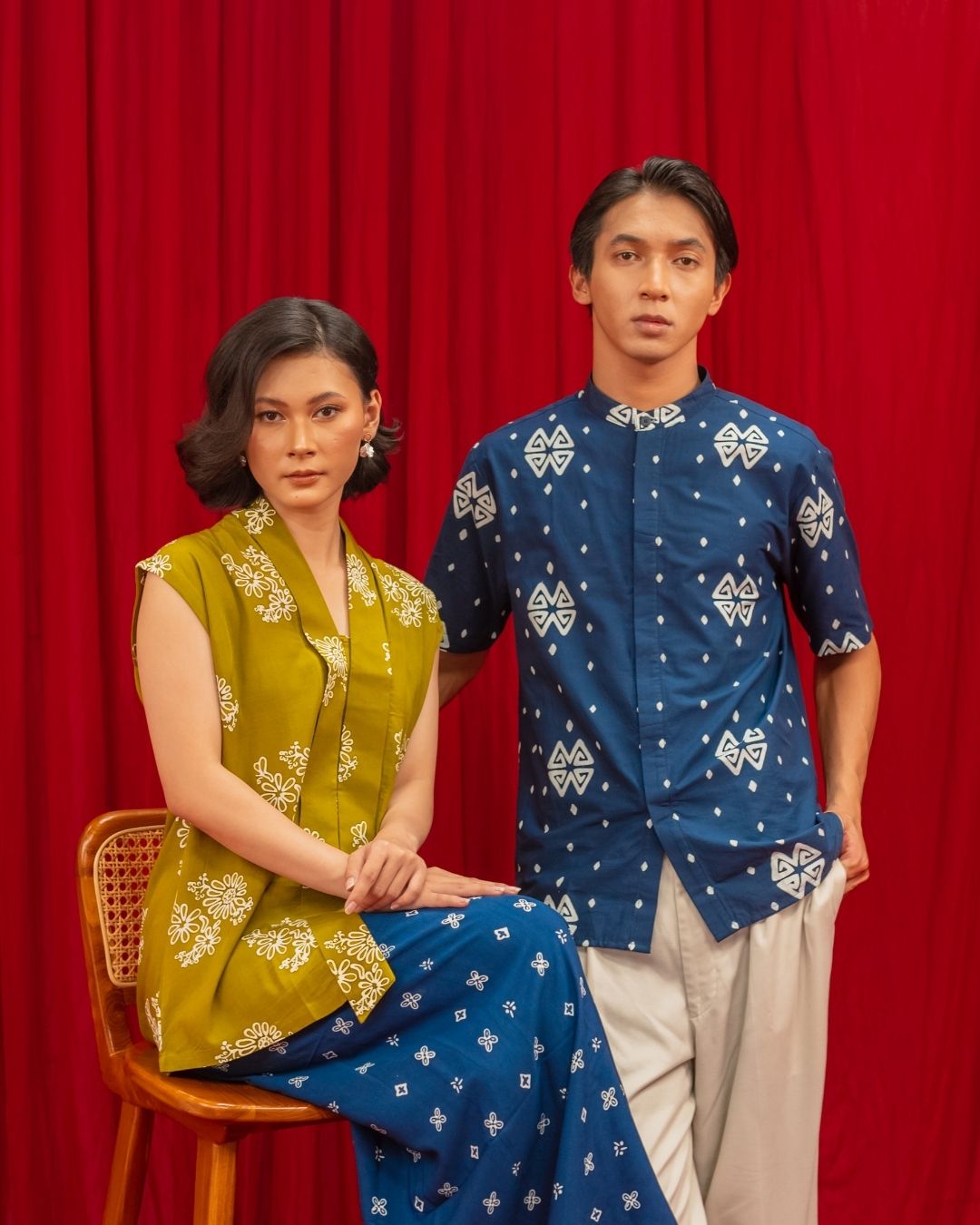Apakah Laki-Laki Boleh Pakai Kebaya? Begini Perspektif Budaya dan Sosialnya!
