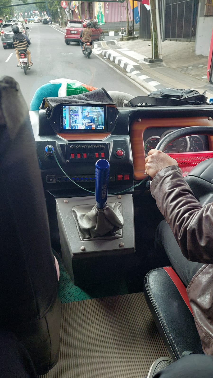 perjalanan ke gunung prau